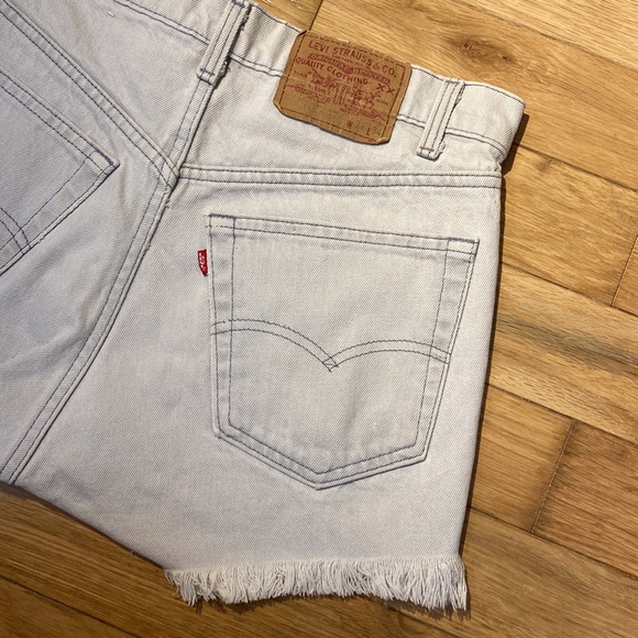 Vintage Womens Levi’s 505 cutoff high waisted shorts with fringe detail grey 33 - Picture 14 of 16